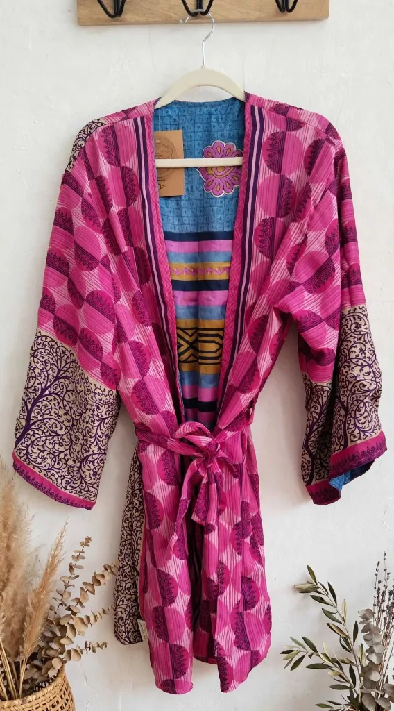 KIMONO ROSA ATADO.webp