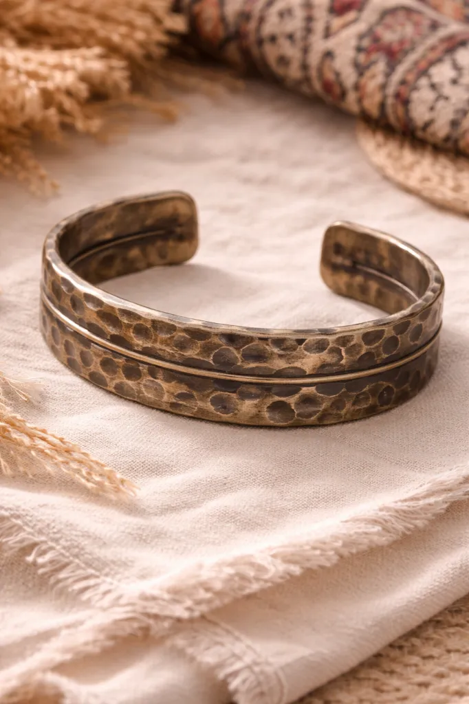 pulsera bronce rigida.webp