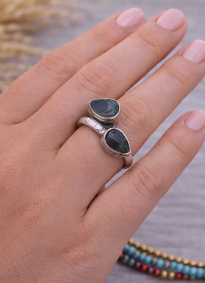 anillo gris.webp