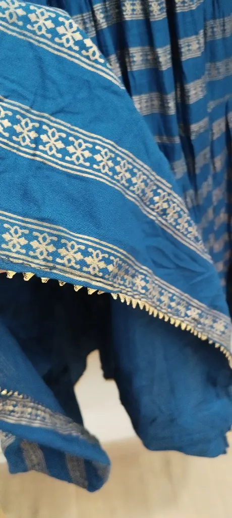 DETALLE AZUL.webp