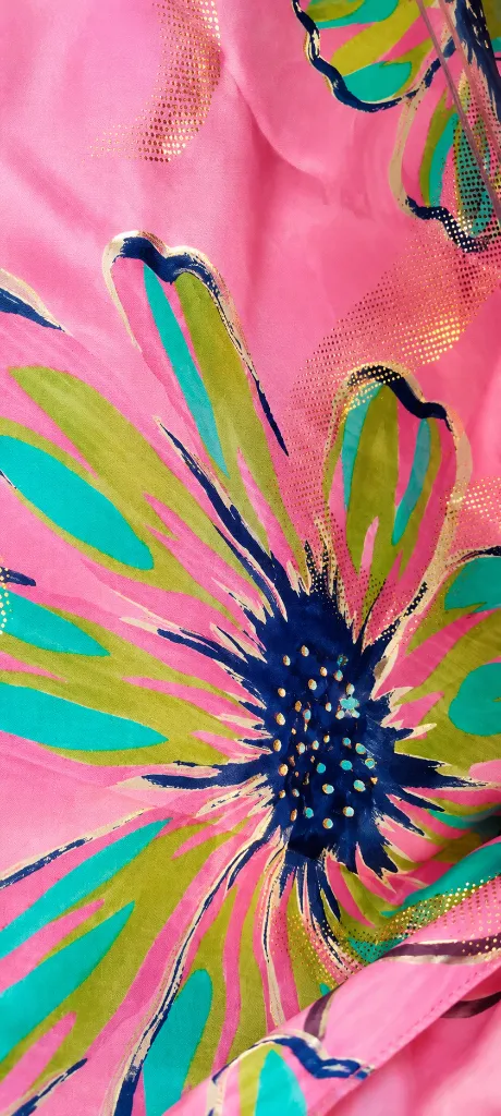 pink detalle.webp