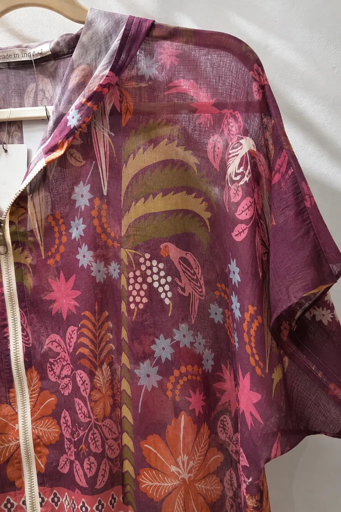 MORADA DETALLE.webp