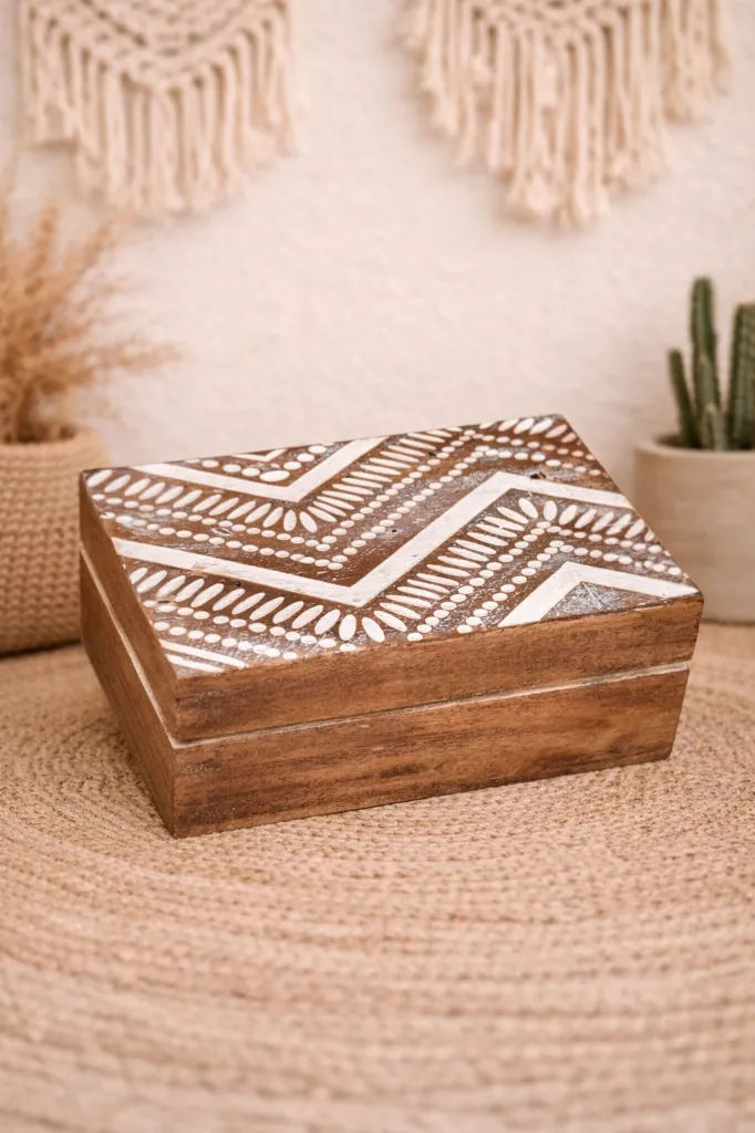 CAJA DE MADERA DECORATIVA
