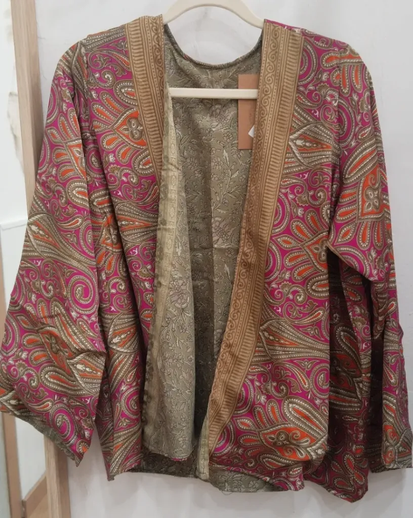 KIMONO SAREEST CORTO REVERSIBLE