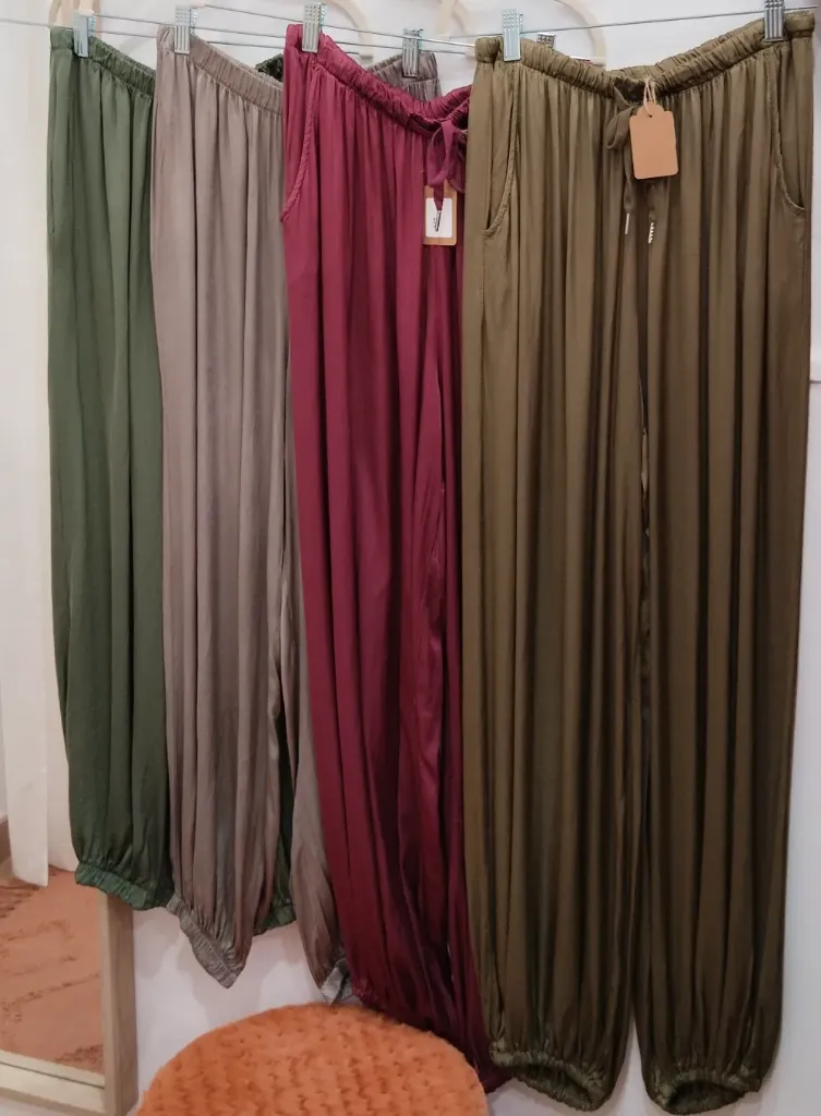 PANTALON KIRA (BOMBACHO NEGRO)