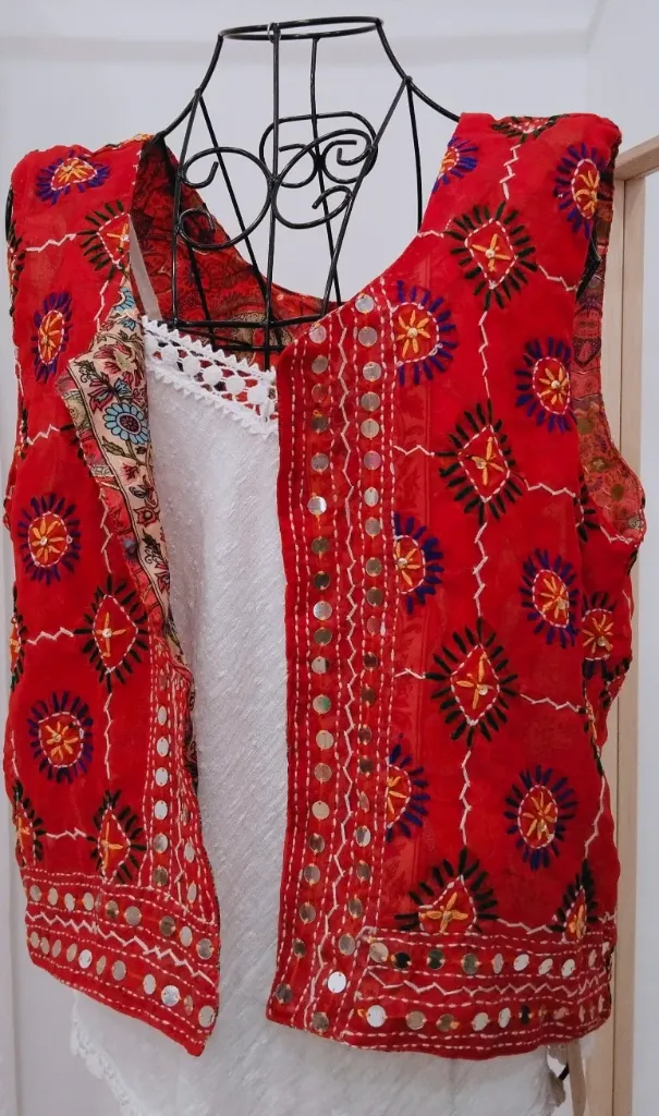 CHALECO KANTHA REVERSIBLE