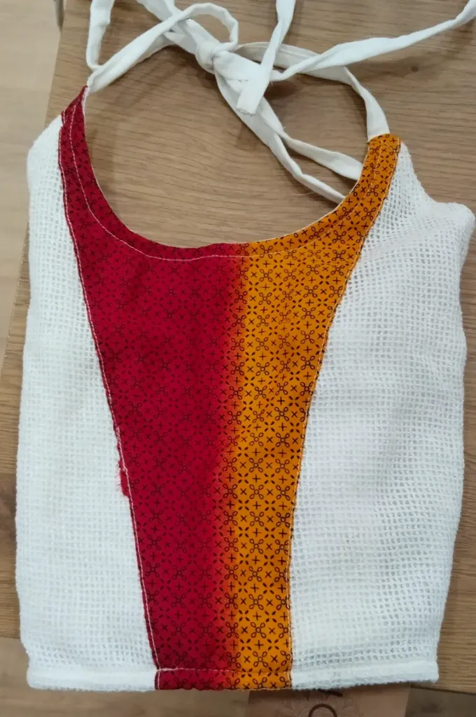 TOP TRIAMBE NUT BLOCK SAREE