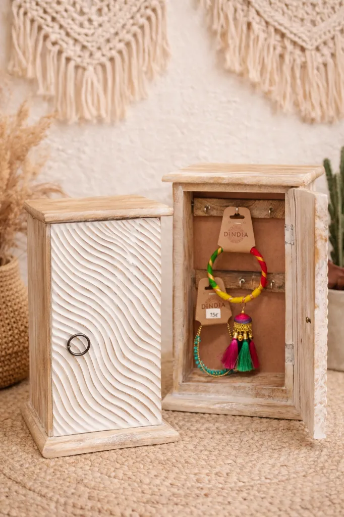 PORTALLAVES MADERA GRABADA