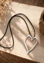 COLLAR LOVE